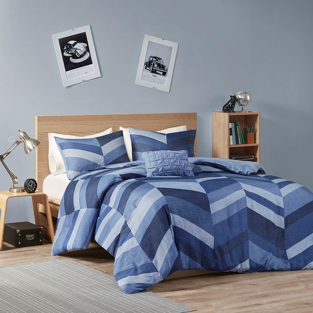 Olliix by Intelligent Design Aiden Navy Twin/Twin XL Chevron Printed Comforter Set-2