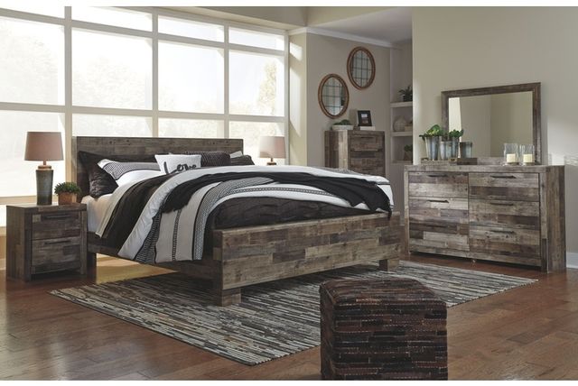 Benchcraft® Derekson Multi Gray King Panel Bed-3