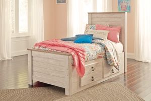 Click to view more images of the product.