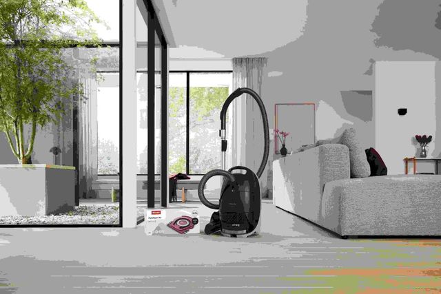 Miele Vacuum HyClean® Air Vacuum Bag 16-Pack for Guard M1 with HEPA AirClean Filter-4