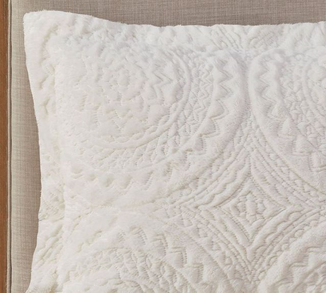 Olliix by Madison Park Arya Ivory Full/Queen Embroidered Medallion Faux Fur Ultra Plush Comforter Mini Set-1