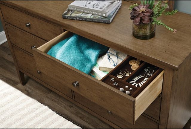 Kincaid® Arbor Glenwood Bark Dresser-3