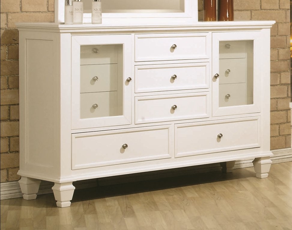 Coaster® Sandy Beach 5-Piece White Queen Sleigh Storage