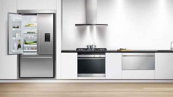 Fisher & Paykel Series 7 32 in. 16.9 Cu. Ft. Stainless Steel French Door Refrigerator