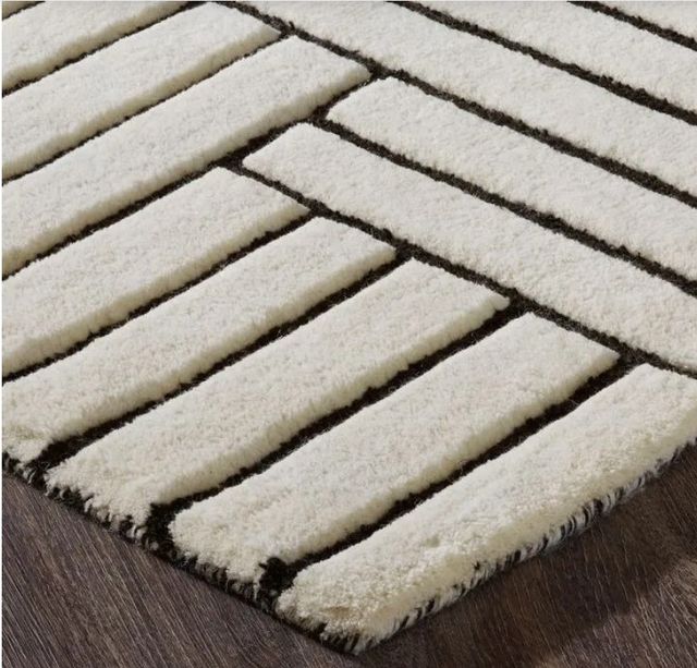 Renwil® Arctica 5'x7' Area Rug-1