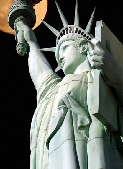 Classy Art Liberty Moonlight Wall Art-1