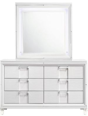 Click to view more images of the product.