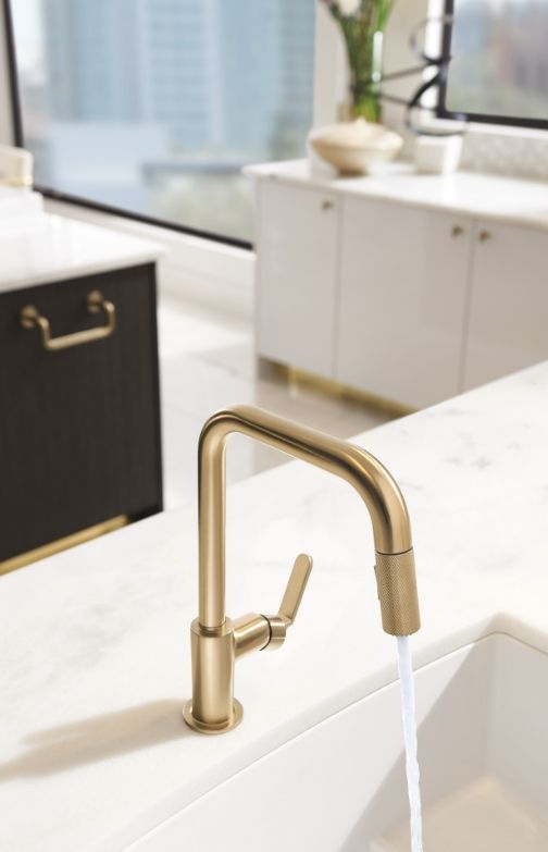 Brizo Litze® Brilliance® Luxe Gold® Pull-Down Faucet with Square Spout and Industrial Handle-2