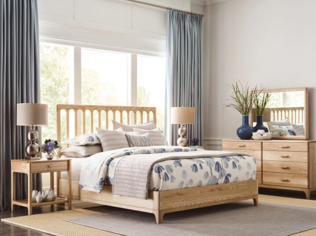 Kincaid® Essence Ash Dresser-1