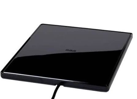 RadioShack Multi-Directional Amplified Flat Digital Antenna-0
