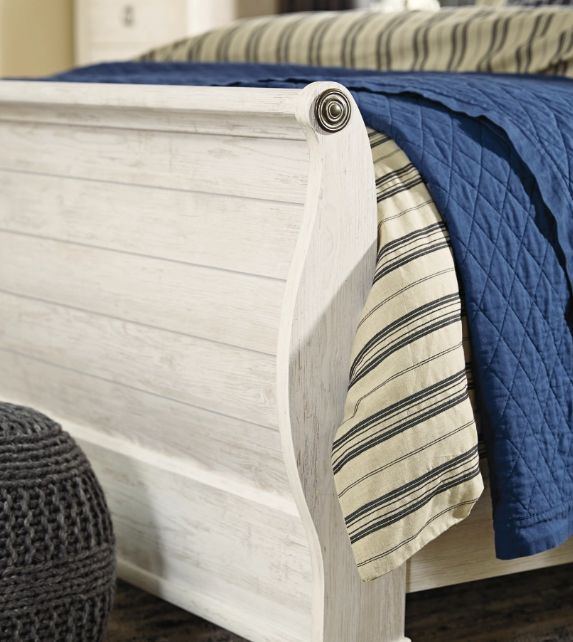 Signature Design by Ashley® Willowton Whitewash King Sleigh Bed-2