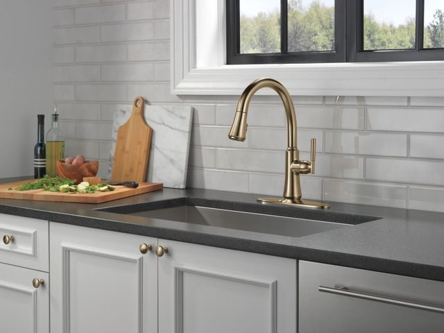 Delta Coranto® Champagne Bronze Single Handle Kitchen Faucet-1