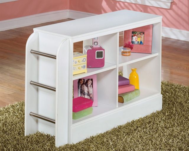 Signature Design by Ashley® Lulu White Youth Twin Loft Bed-2