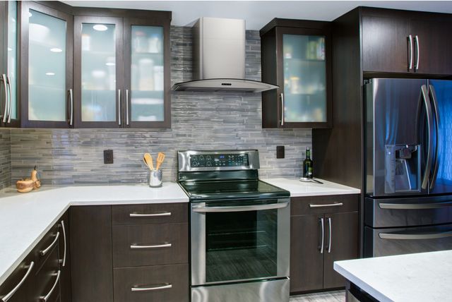 Broan® Elite EW46 Series 30" Stainless Steel Curved Glass Chimney Range Hood-5
