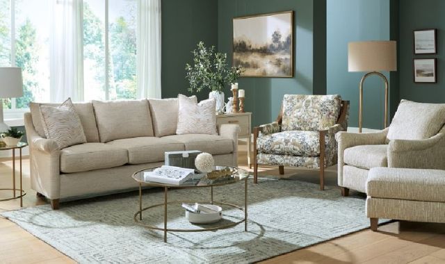 Craftmaster® Customizable New Traditions 90" Sofa-1