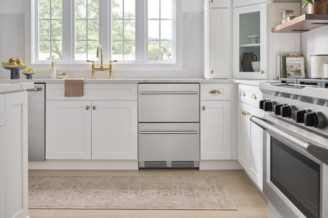 Zephyr Presrv™ 5.4 Cu. Ft. Stainless Steel Refrigerator Drawer-8