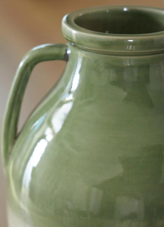 Signature Design by Ashley® Andorbury Beige/Green Vase-3
