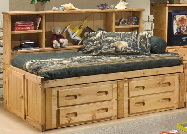 Trendwood Bunkhouse Cheyenne Cinnamon Full Bed with Underdresser