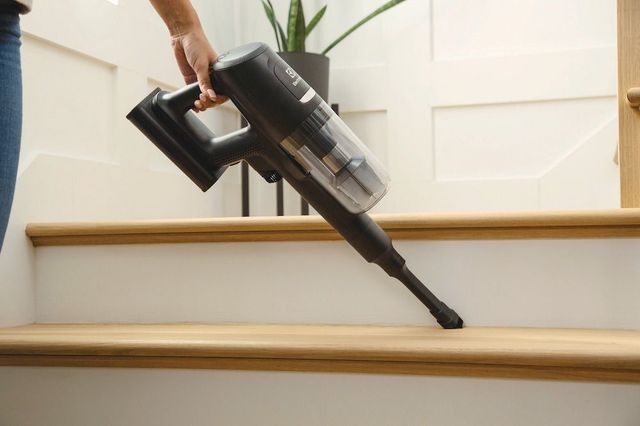 Electrolux Ultimate800™ Granite Grey Standard Stick Vacuum -3