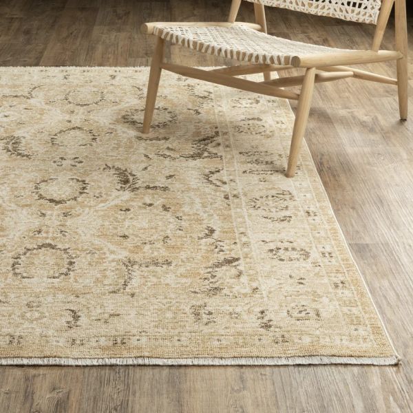 Oriental Weavers™ Caroline Beige 5'x8' Style 4 Area Rug-3