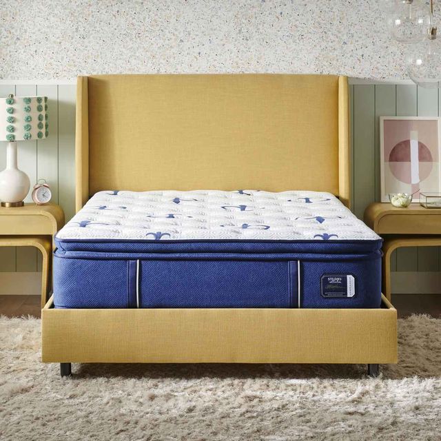 Stearns & Foster® Studio Wrapped Coil Medium Euro Pillow Top Queen Mattress-9