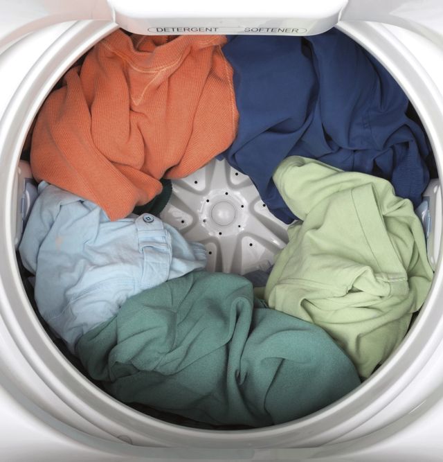GE® 2.8 Cu. Ft. White Impeller Top Load Washer-3