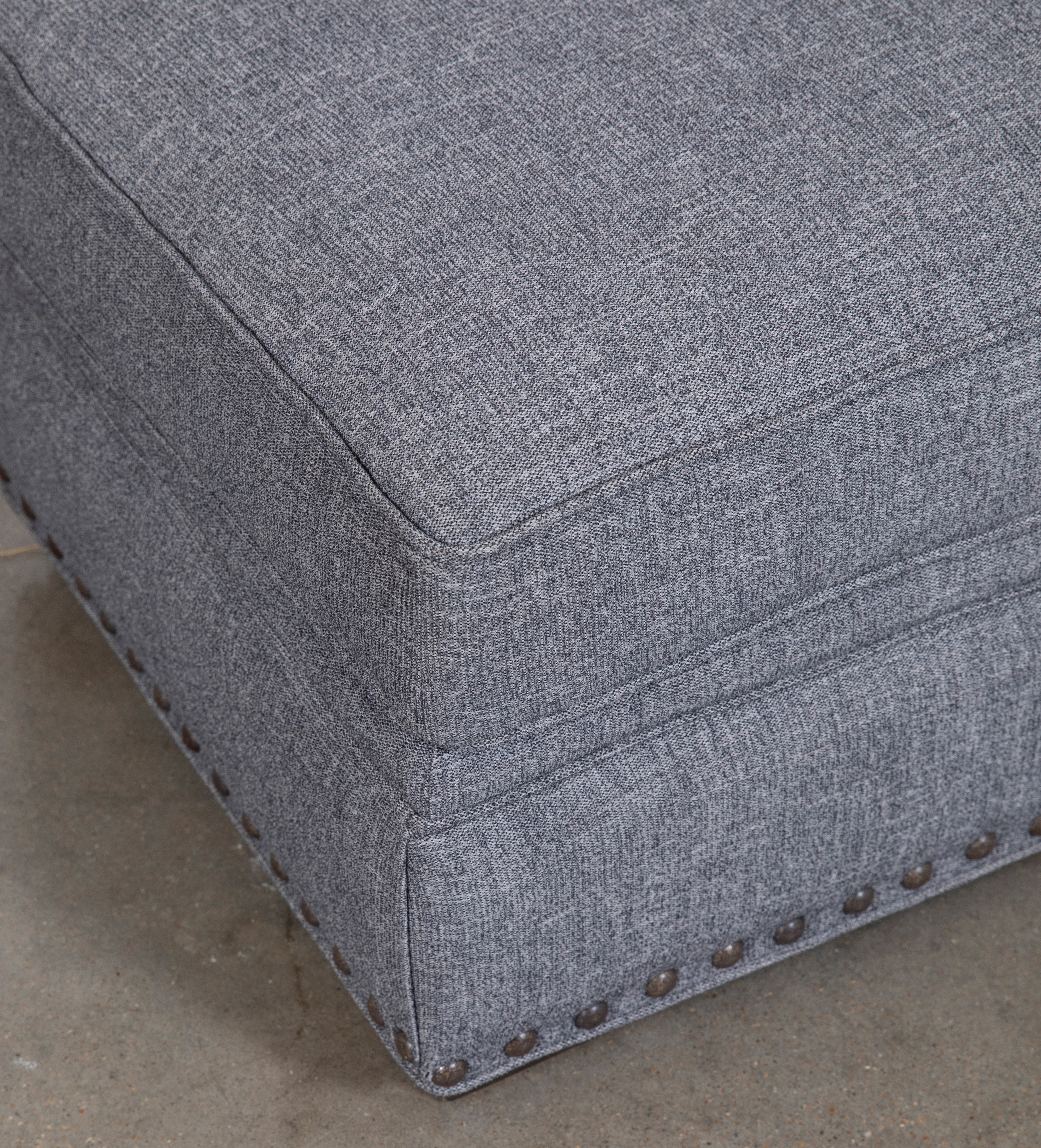 CraftMaster Ottoman - Thumbnail 4