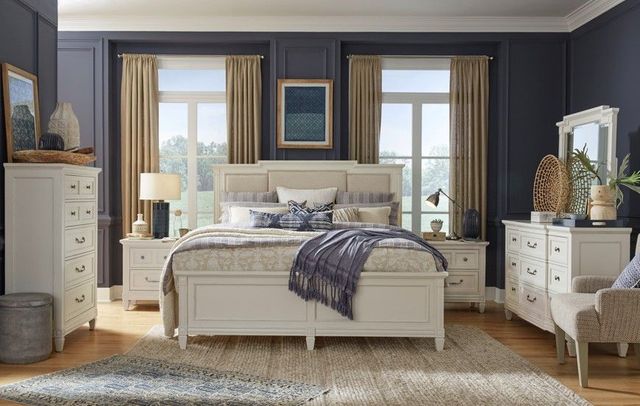 Magnussen Home® Willowbrook Egg Shell White/Natural King Upholstered Panel Bed-1