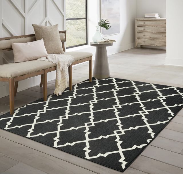 Oriental Weavers™ Marina 5'x8' Style 17 Area Rug-1