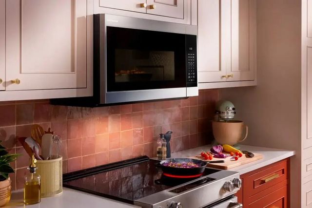 KitchenAid® 2.2 Cu. Ft. PrintShield Stainless Over The Range Microwave-2