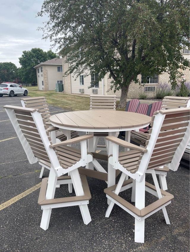 60" Round Bar Height Table with 6 Roll Back Swivel Bar Chairs-2
