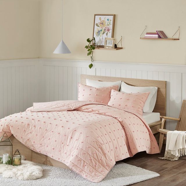 Olliix by Urban Habitat Brooklyn Pink Twin/Twin XL Cotton Jacquard Coverlet Set-2