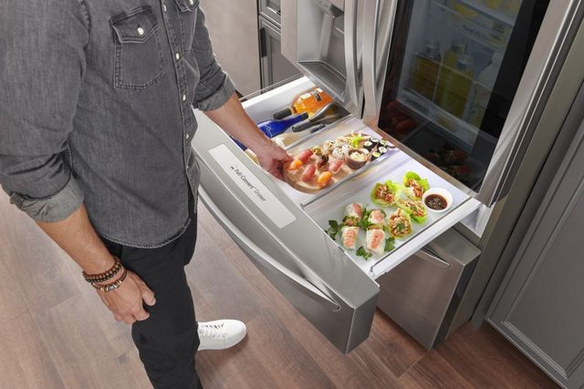 LG 36 in. 29.5 Cu. Ft. PrintProof™ Stainless Steel French Door Refrigerator with CraftIce™-13