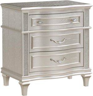 Click to view more images of the product.