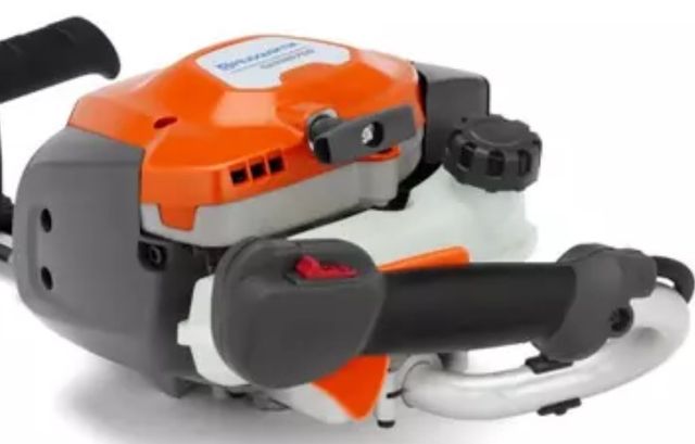 Husqvarna® 522HDR75S 30" Hedge Trimmer-1