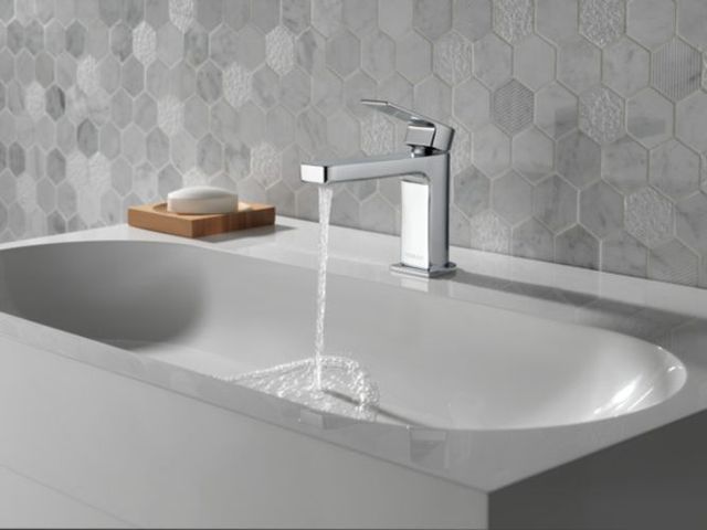 Peerless Xander® Chrome 5" Single Handle Lavatory Faucet-3