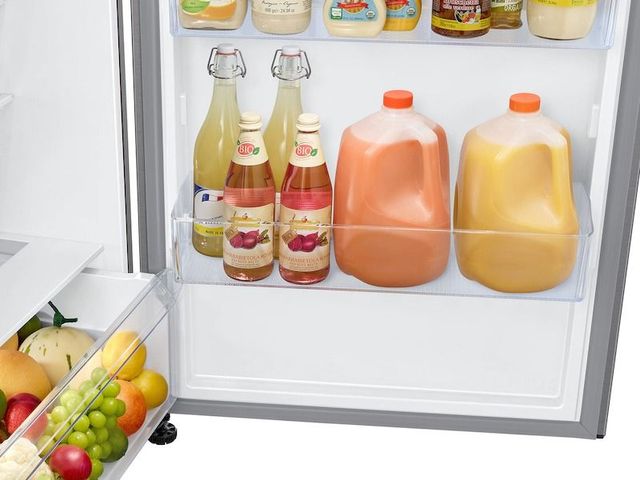 Samsung 28 in. 15.6 Cu. Ft. Stainless Steel Top Freezer Refrigerator-4