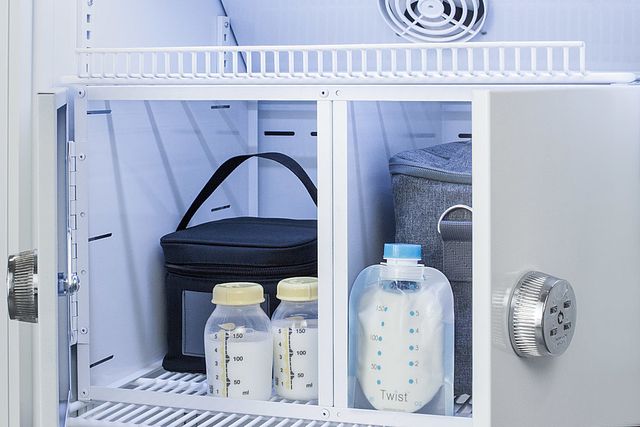 Accucold® MOMCUBE™ 12.0 Cu. F.t White Breast Milk Refrigerator-3