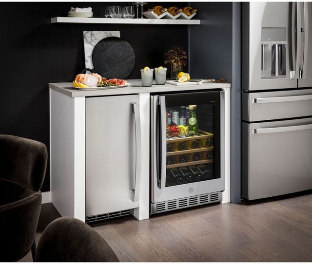 GE Profile® 15" Panel Ready Ice Maker -3