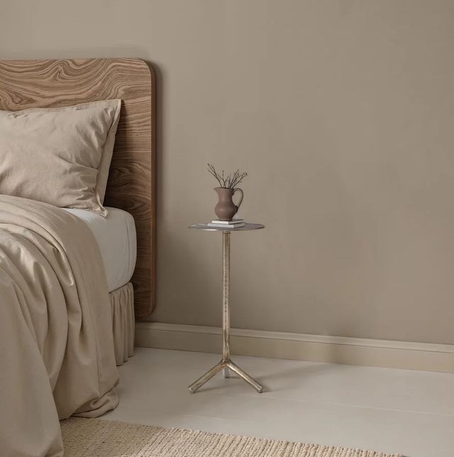 Renwil® Zahra Antique Brass Accent Table-1