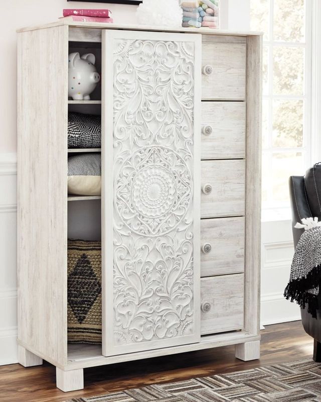 Signature Design by Ashley® Paxberry Dressing Chest-4