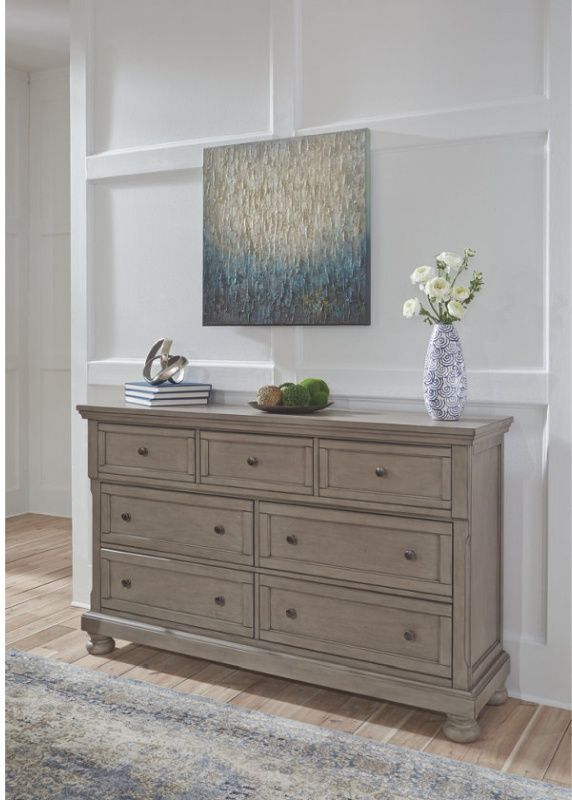 Signature Design by Ashley® Lettner Light Gray 7-Drawers Dresser-3