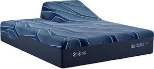 Front view of the Serta® iSeries NXG™ 13.5" Hybrid Firm Smooth Top Split Head King Mattress