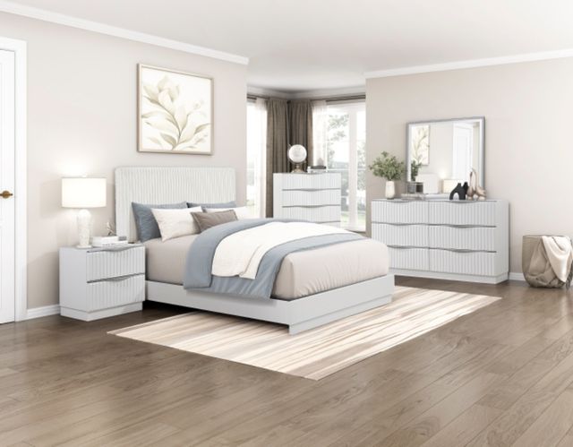 Homelegance® Linea Cream/Pearl White Queen Panel Bed-1