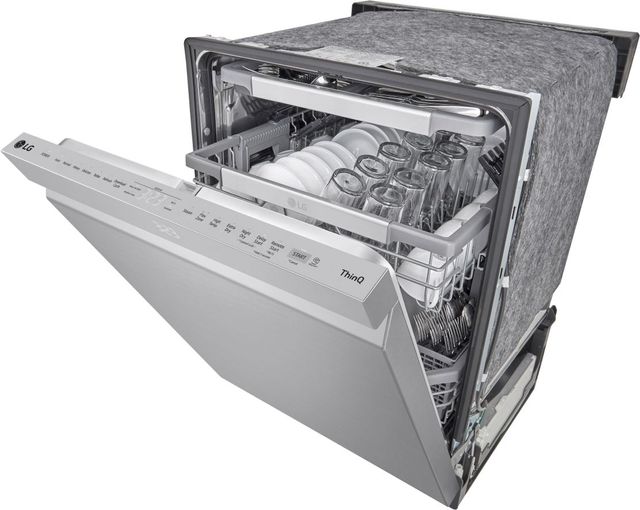 LG 24" PrintProof™ Stainless Steel Top Control Built In Dishwasher-6