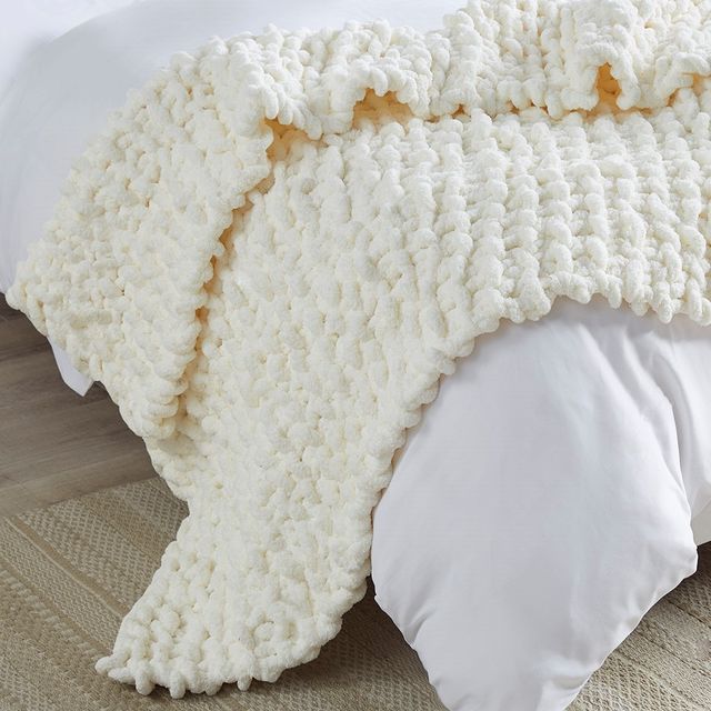Olliix by Madison Park Chenille Chunky Knit Ivory Throw-2