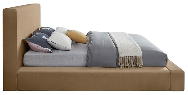 Meridian Furniture Dorian Beige Queen Upholstered Panel Bed-2