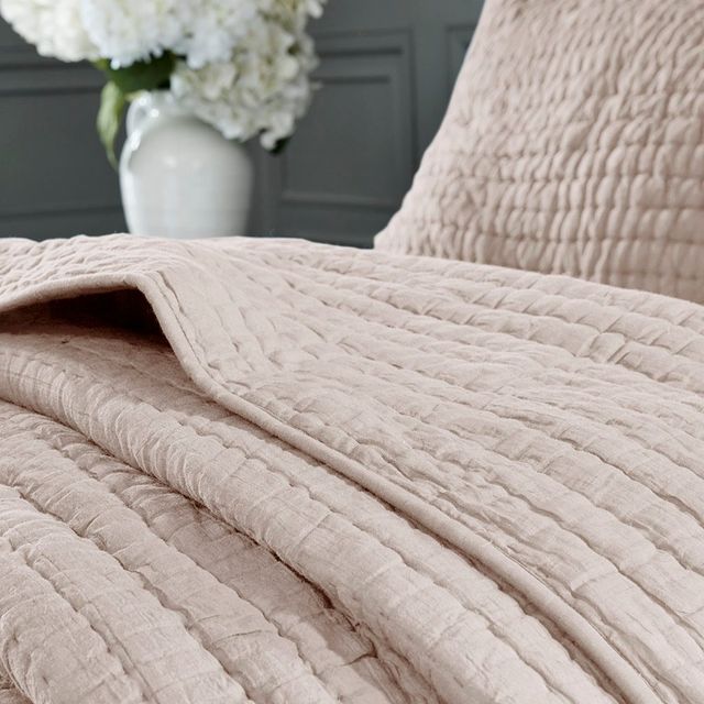 Olliix by Madison Park Signature Serene Blush Full/Queen Cotton Hand Quilted Coverlet Set-4