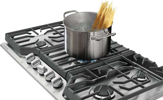 Frigidaire® 36" Stainless Steel Gas Cooktop-5