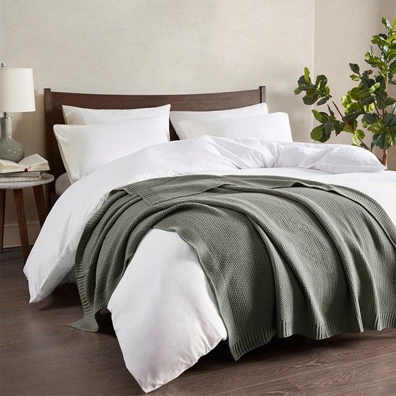 Olliix by INK+IVY Bree Knit Charcoal 50" x 60" Throw-4